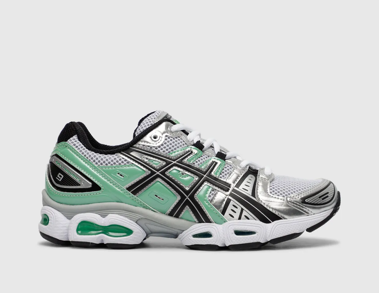 ASICS Women's Gel-Nimbus 9 White / Bamboo