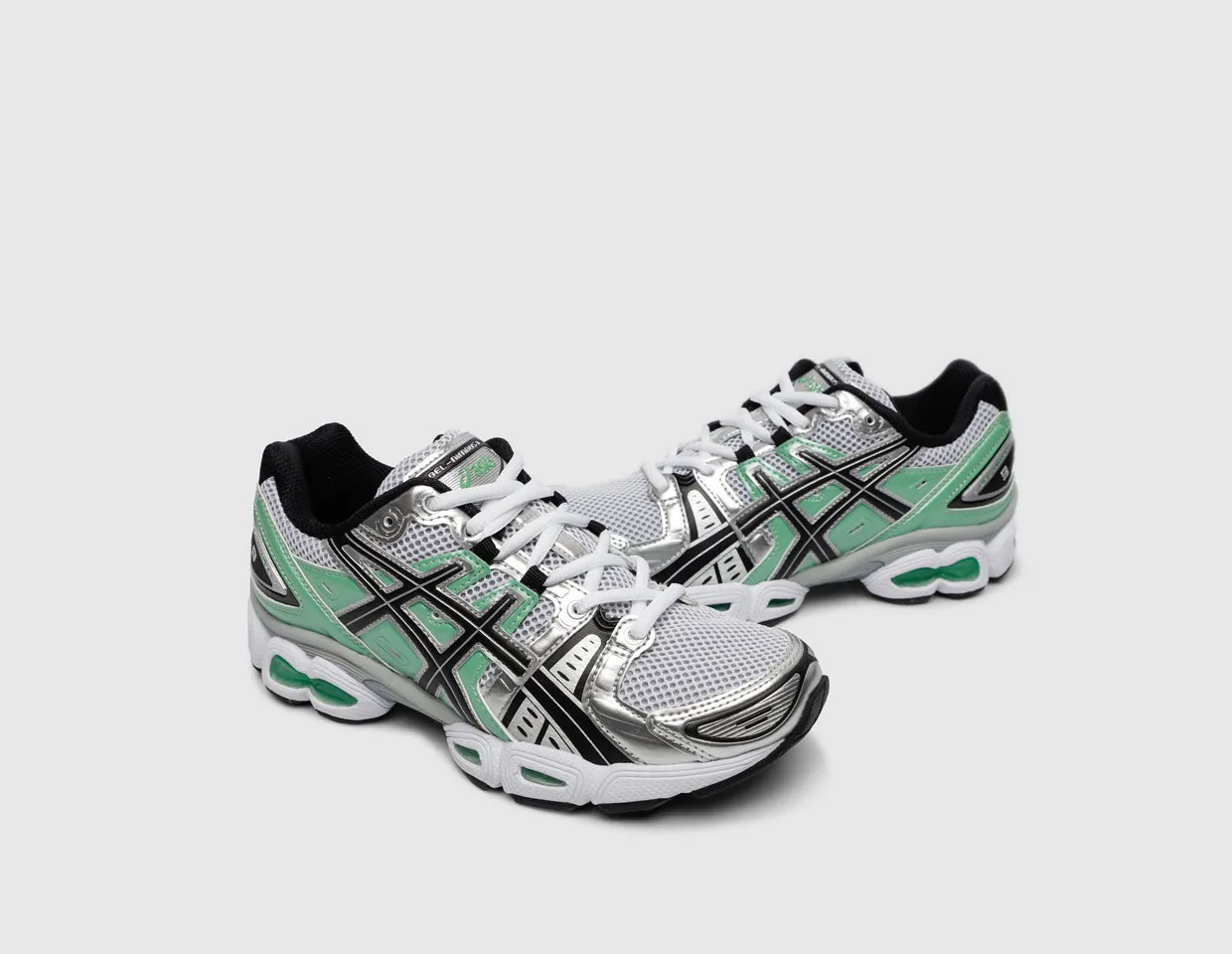 ASICS Women's Gel-Nimbus 9 White / Bamboo
