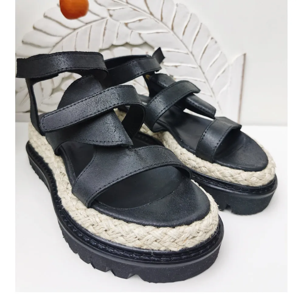 Black Folded  flat sandals