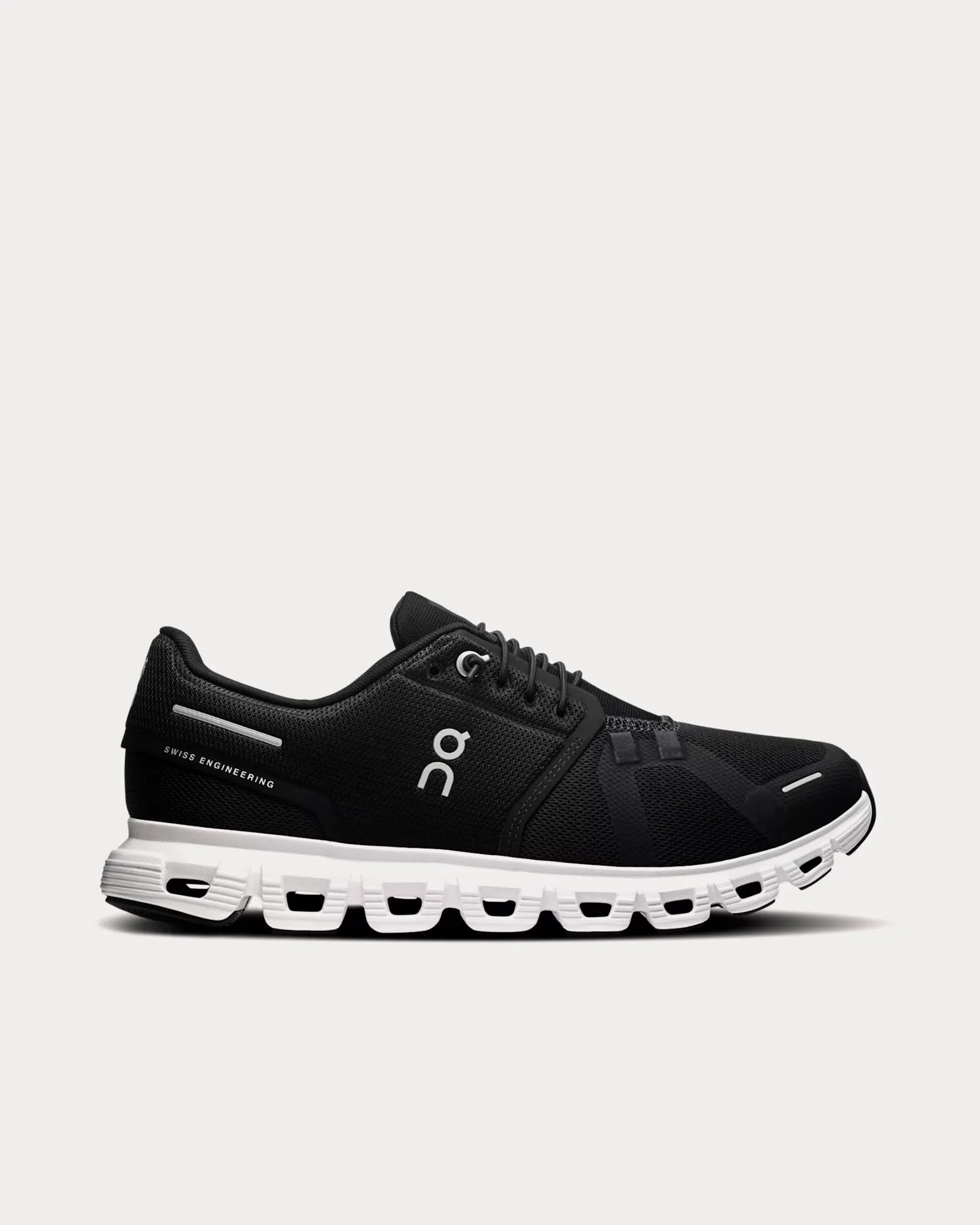 Cloud 6 Black / White Running Shoes