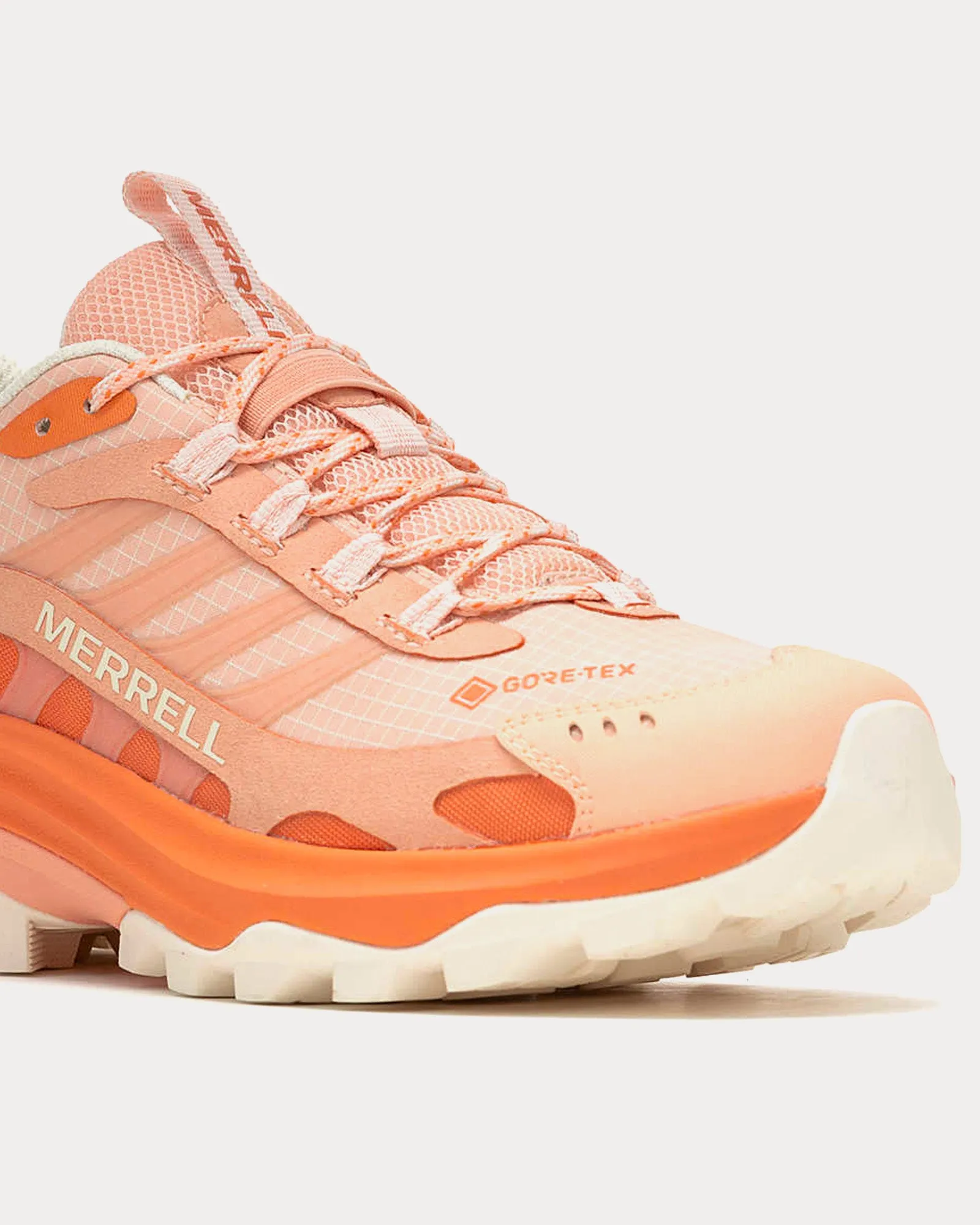 Moab Speed 2 Gore-Tex Peach Running Shoes