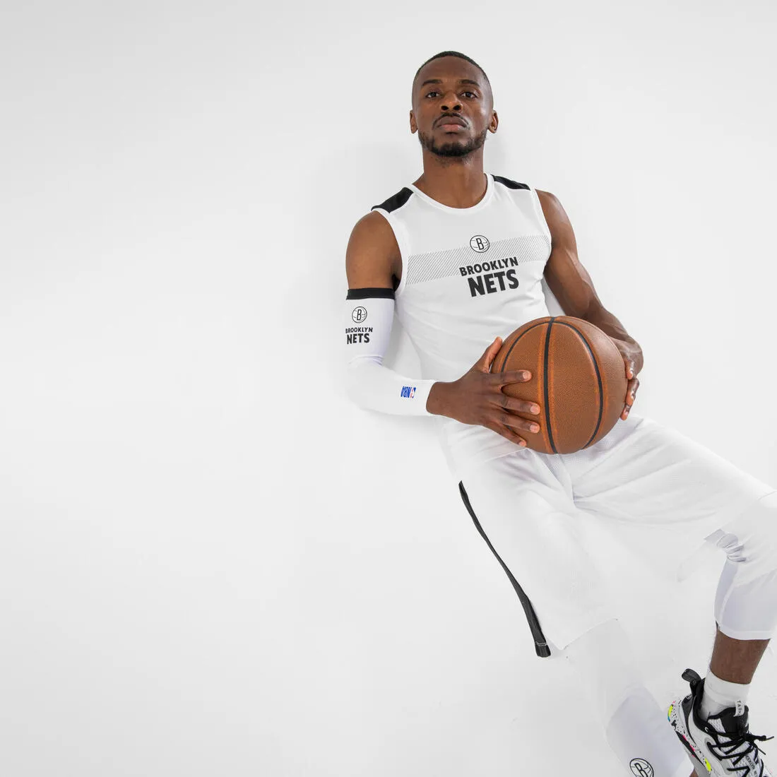 NBA Adult Basketball Sleeve E500