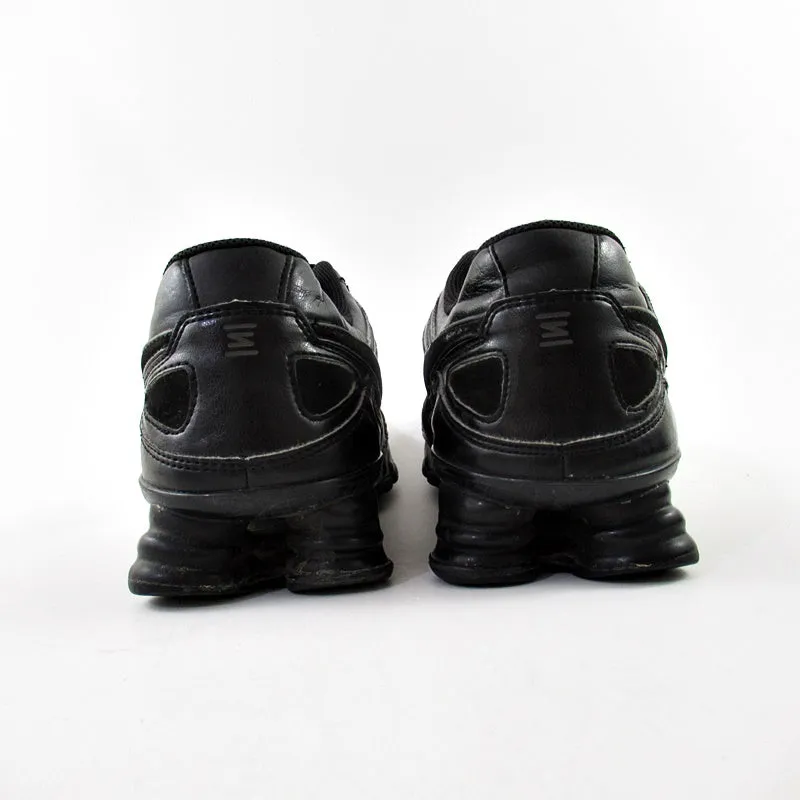 NIKE Shock
